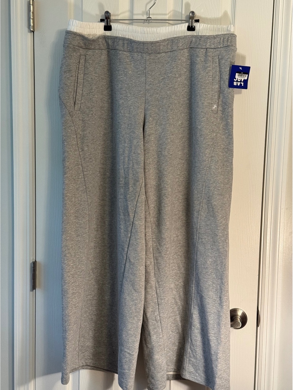 JoyLab Women's Gray Wide Leg Sweatpants with White Elastic Waistband XXL - Picture 2 of 8